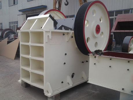 透辉石颚式破碎机 透辉石颚式破碎机