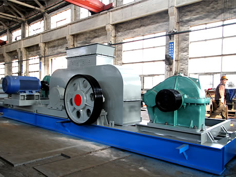 透辉石对辊式破碎机 透辉石对辊式破碎机