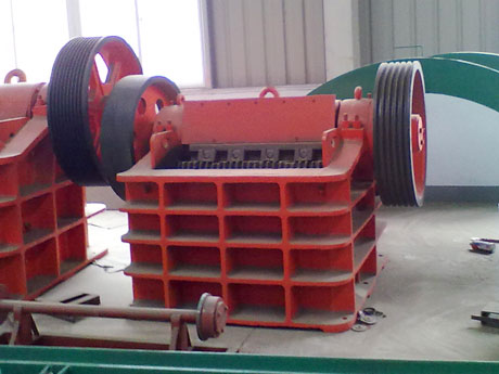 石灰岩颚式破碎机 石灰岩颚式破碎机